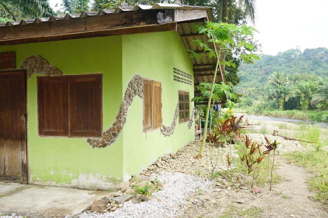 Eco-Logic, Resort For Charity Phato Bagian luar foto